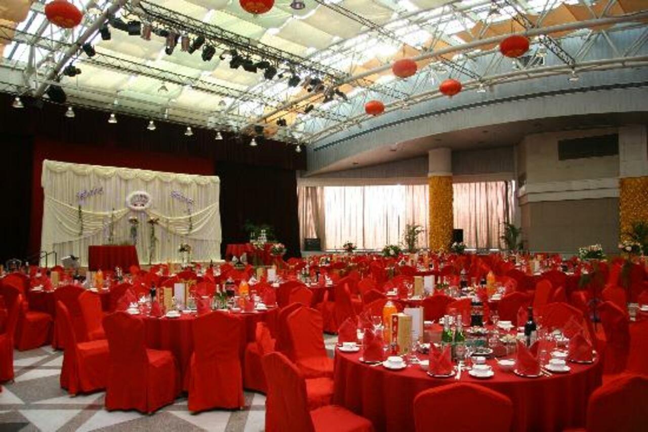 Beijing King Wing Hot Spring Hotel Екстер'єр фото