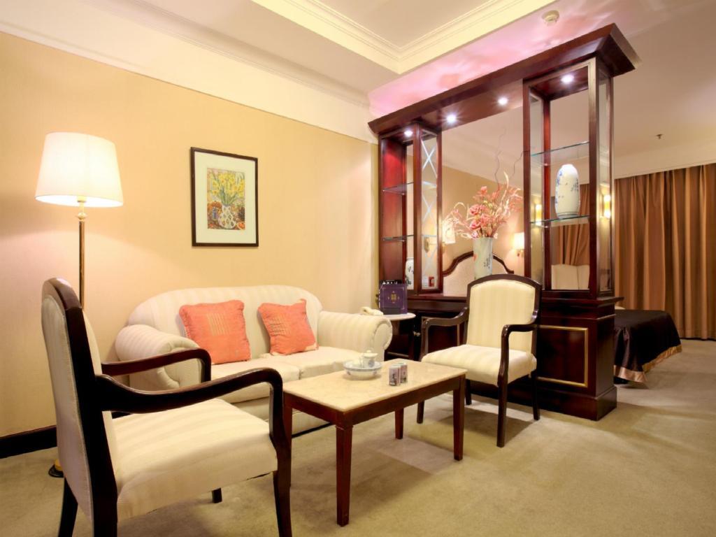 Beijing King Wing Hot Spring Hotel Номер фото