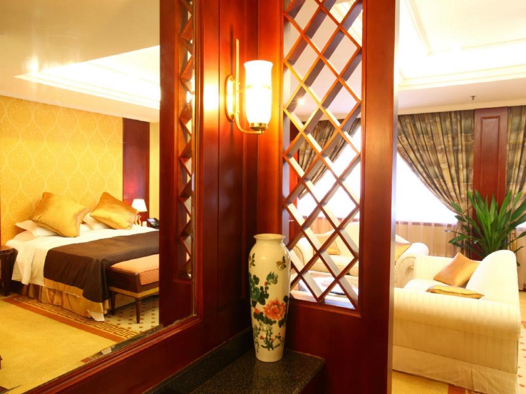 Beijing King Wing Hot Spring Hotel Номер фото