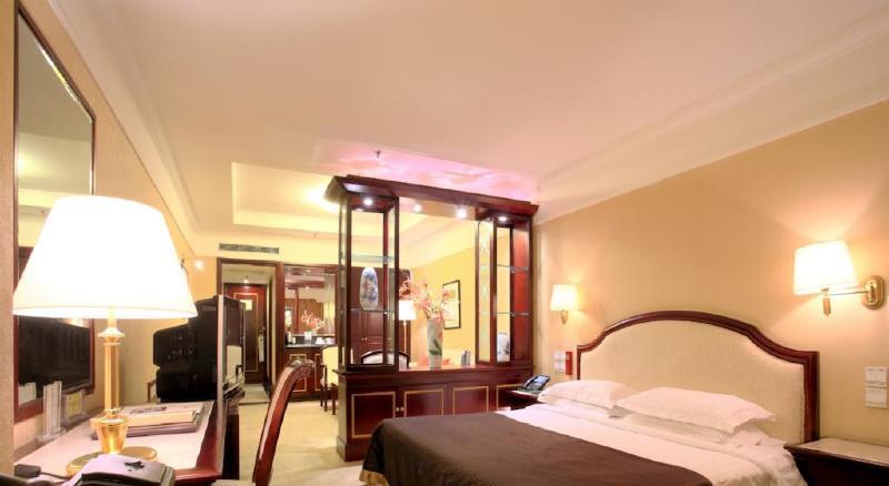 Beijing King Wing Hot Spring Hotel Екстер'єр фото