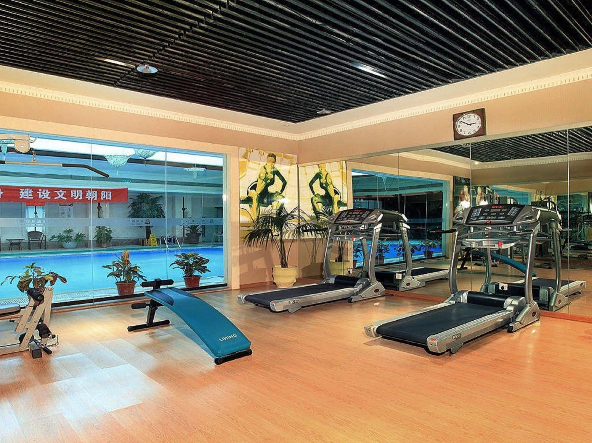 Beijing King Wing Hot Spring Hotel Екстер'єр фото