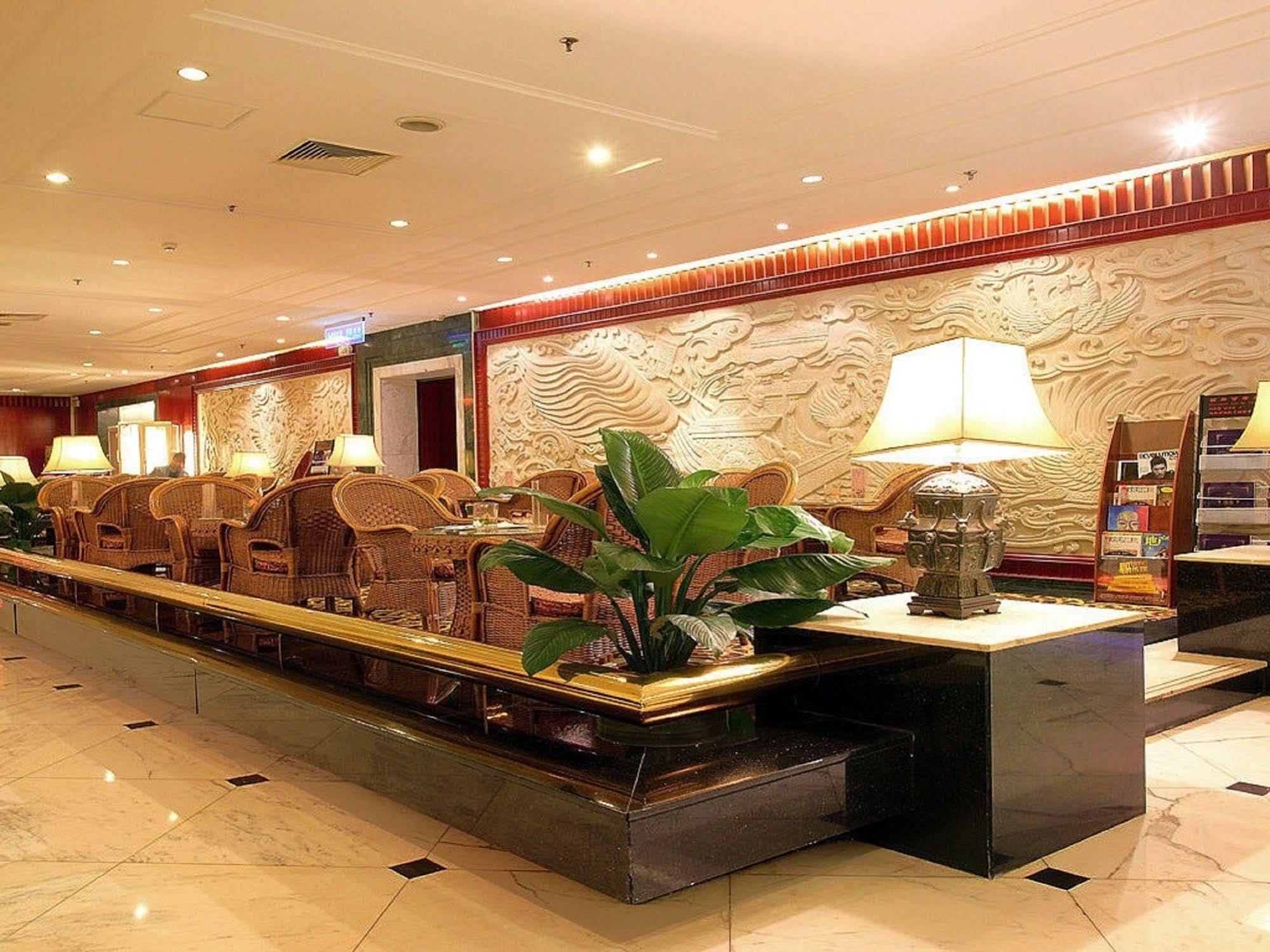 Beijing King Wing Hot Spring Hotel Екстер'єр фото